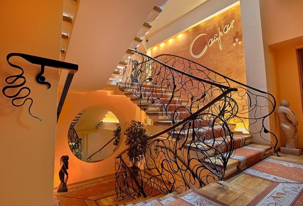 Hotel Restauracja Caspar Jelenia Góra Екстериор снимка