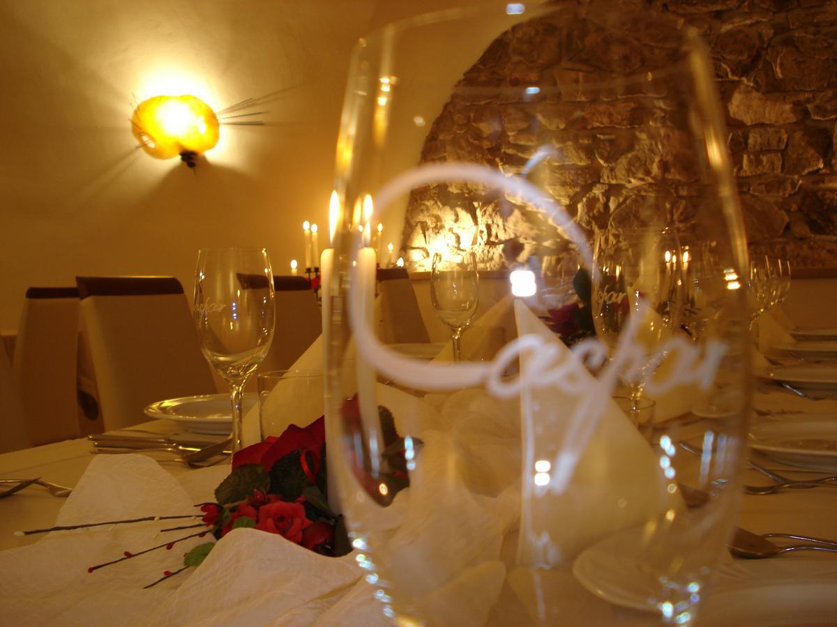 Hotel Restauracja Caspar Jelenia Góra Екстериор снимка